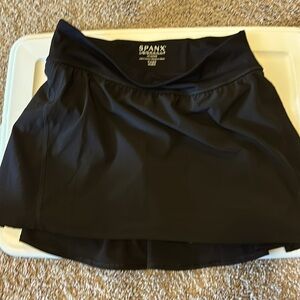 Spanx Large Black Tennis Athletic Skirt